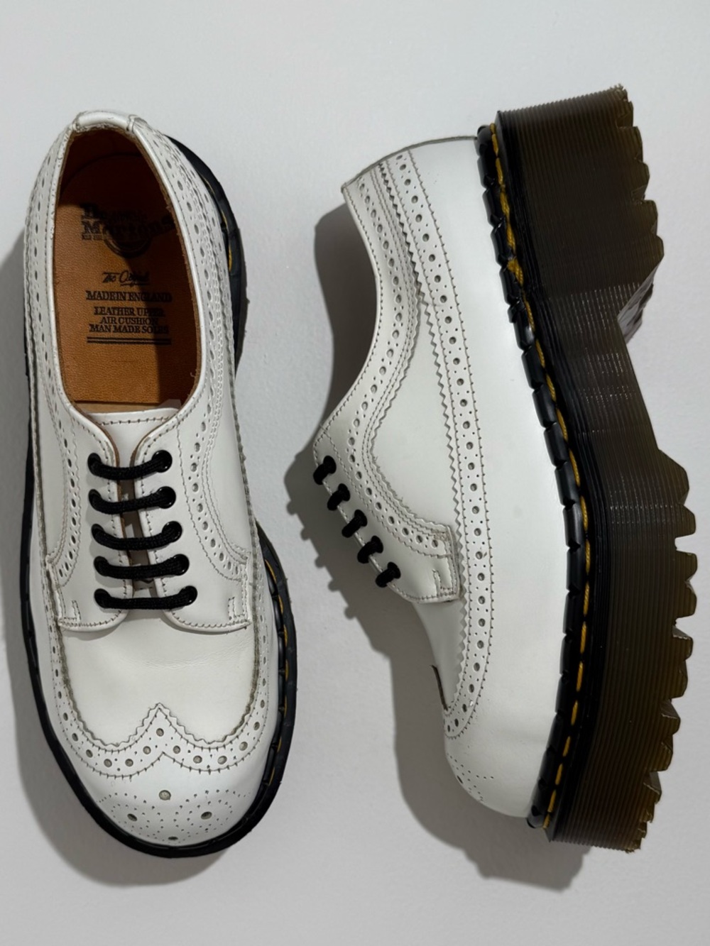 Vintage Dr. Martens England White Wingtip Envy MIE Platform Steel Oxfords UK 6